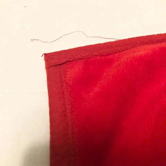 Vintage Winnie the Pooh and Piglet Red Blanket 51.5 x 37 Inch - Picture 7 of 16